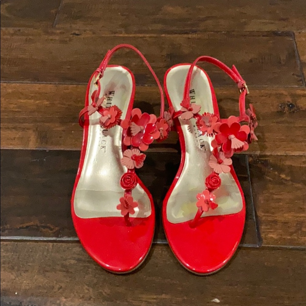 Red bow sandal